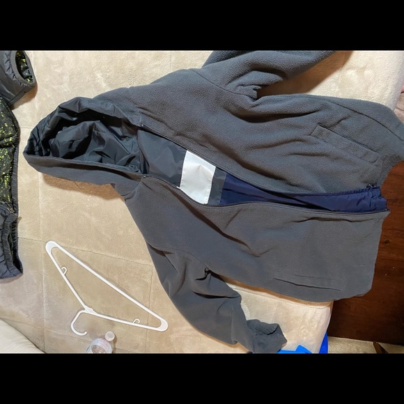 Waterproof reversible fleece jacket - Picture 3 of 5